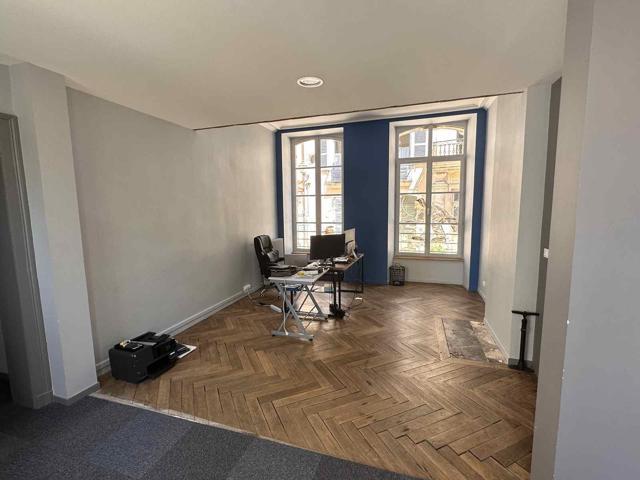 BUREAUX A LOUER VIEUX BELLEME