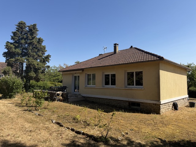 À VENDRE – MAMERS (72600) – PAVILLON RÉNOVÉ AVEC PARC ARBORÉ DE 3 300 M²