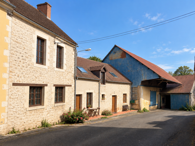 Maison avec grange et jardin centre ville de Bellême